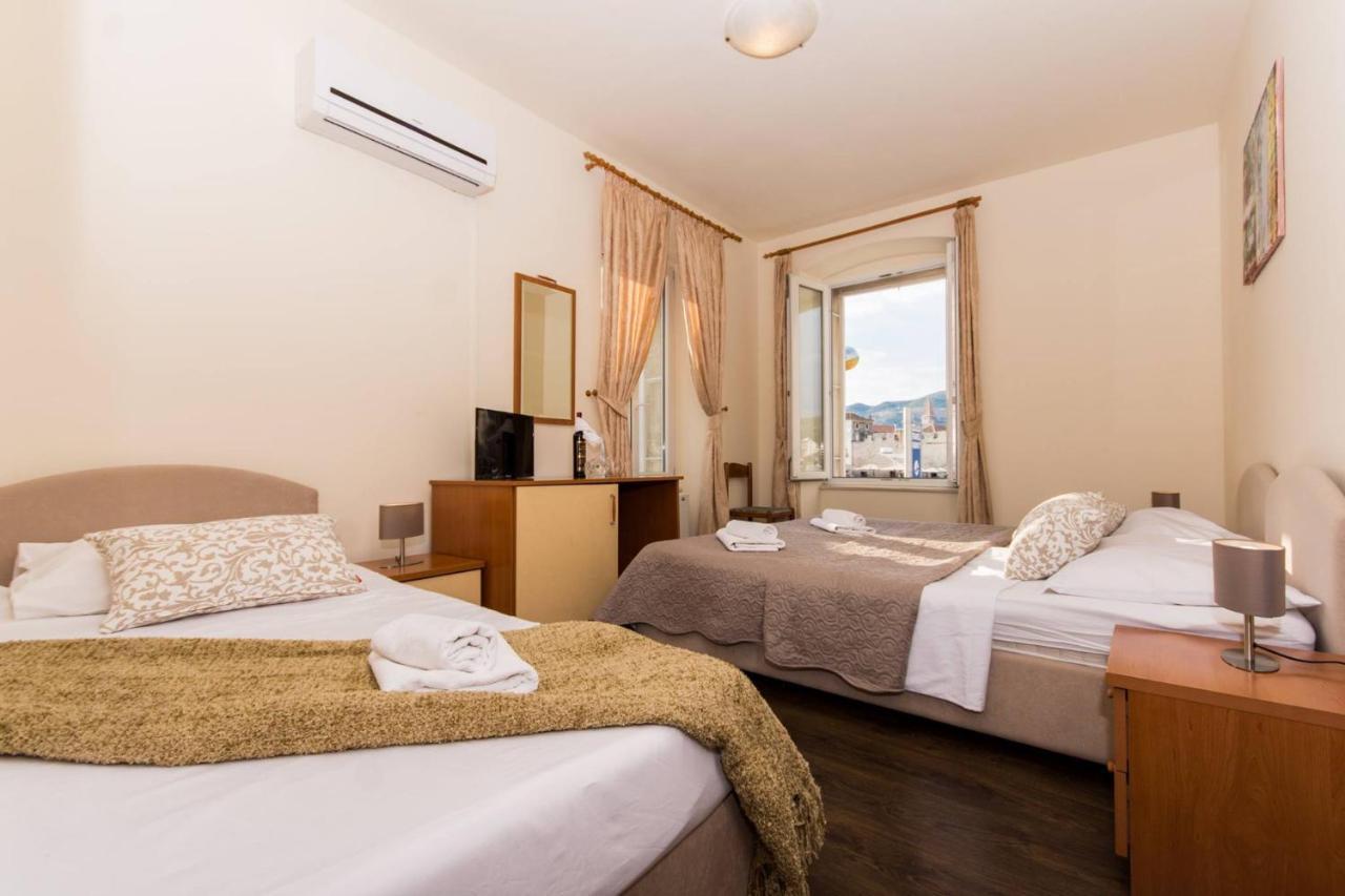Vila Liza Bed and Breakfast Trogir Exterior foto