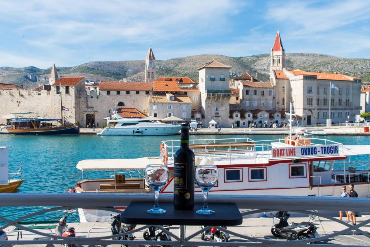 Vila Liza Bed and Breakfast Trogir Exterior foto