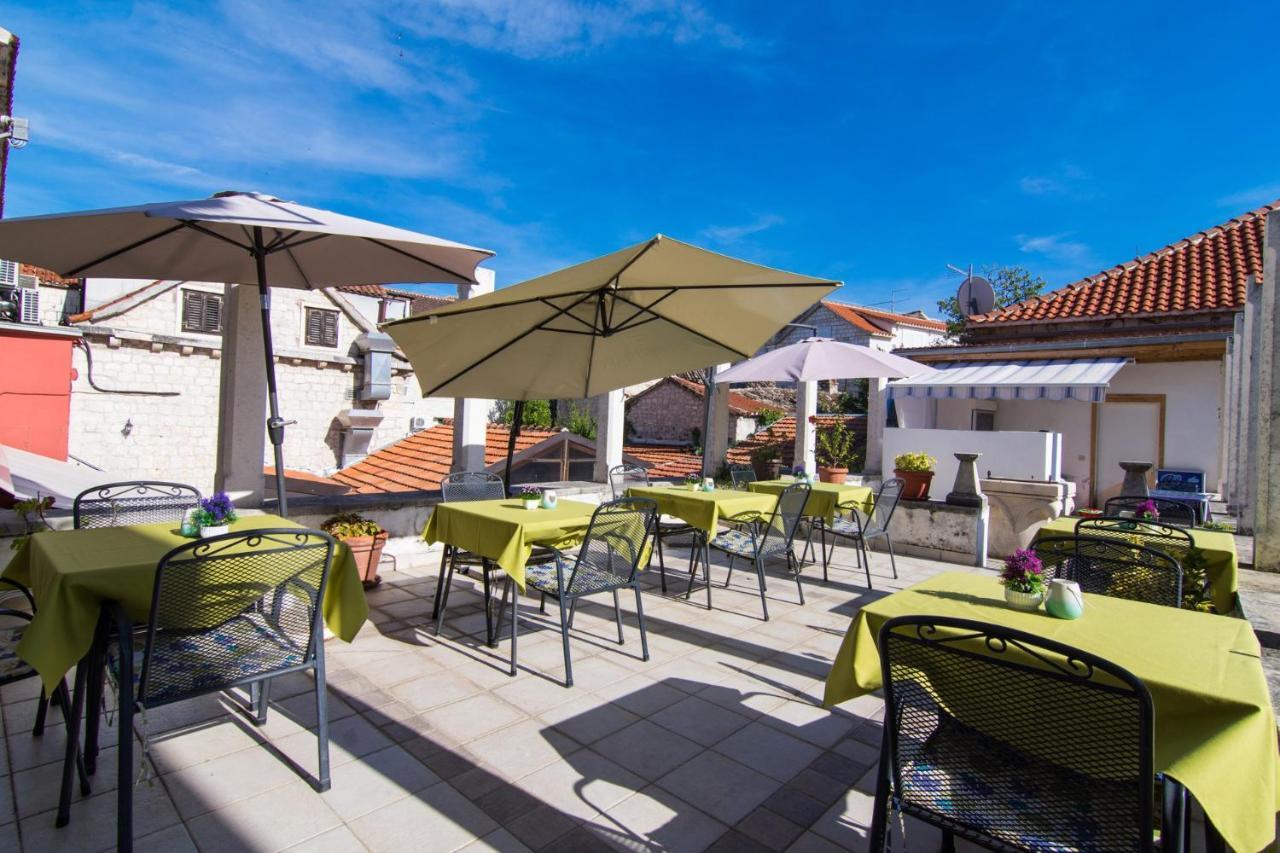 Vila Liza Bed and Breakfast Trogir Exterior foto