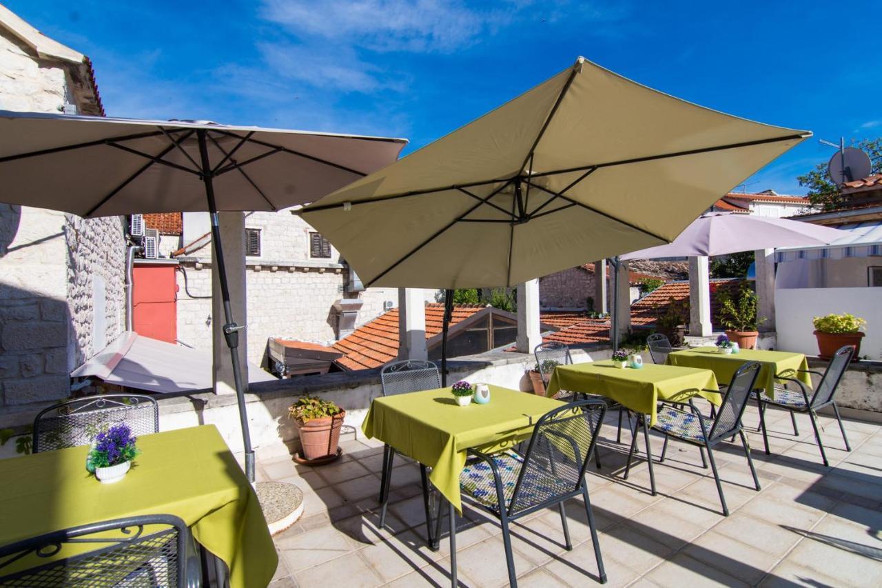 Vila Liza Bed and Breakfast Trogir Exterior foto