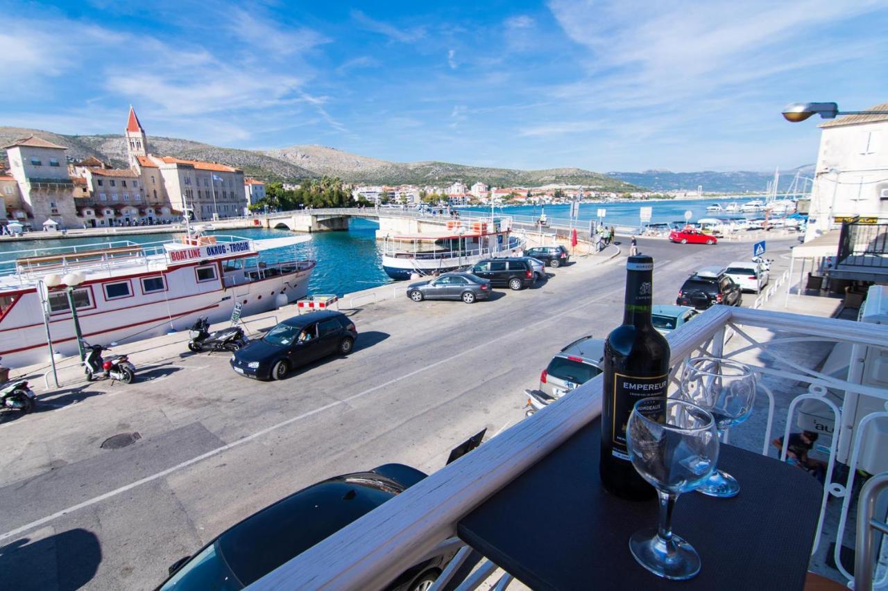 Vila Liza Bed and Breakfast Trogir Exterior foto